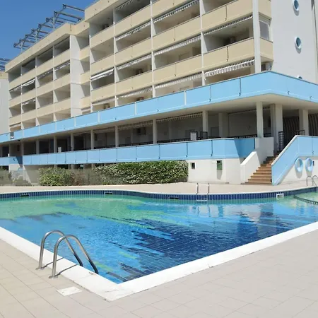 One Bedroom Coastal Gem - Beahost Apartment